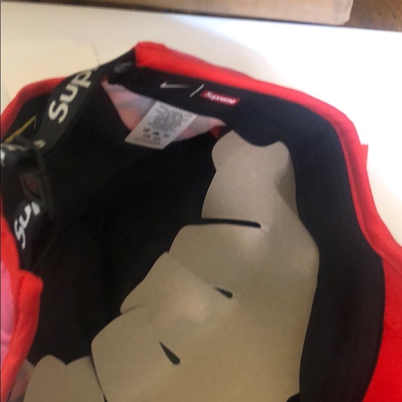 Supreme Nike Air Max Plus Running Hat Black - Picture 6 of 8